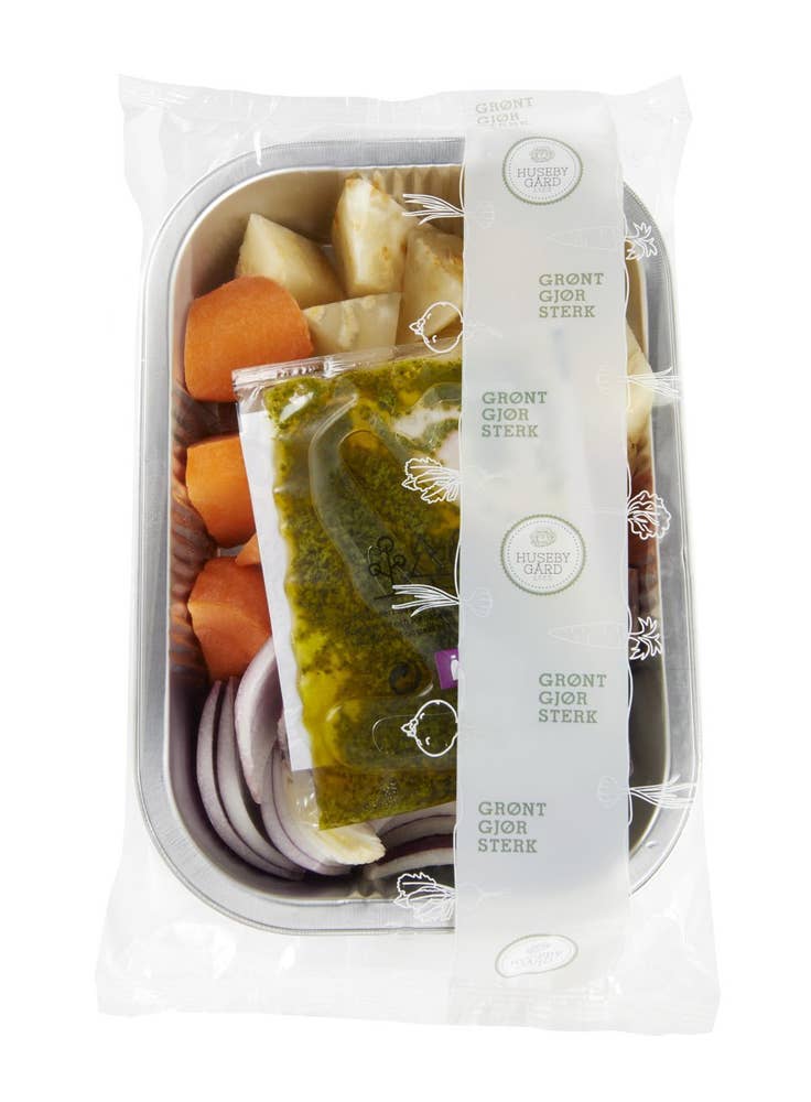 Grillklare gulrot, selleri, løk med basilikum olje