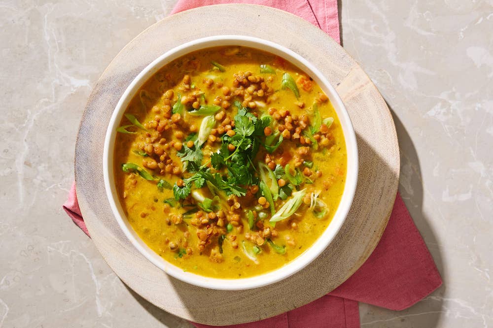 Foodyfly Kyllingsuppe med grønnsaker og kokosmelk