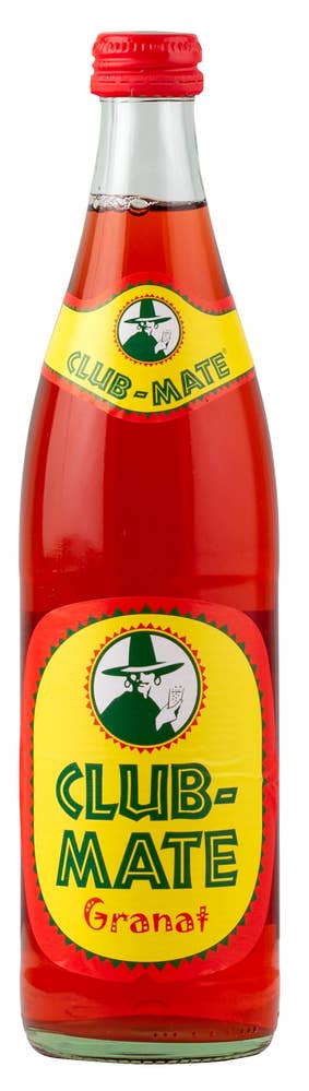 Club-Mate Granateple