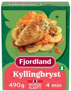 Fjordland Kyllingbryst Med urtesaus, gulrotpuré og skivede poteter