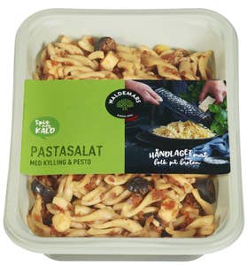 Waldemars Pastasalat med kylling og rød pesto