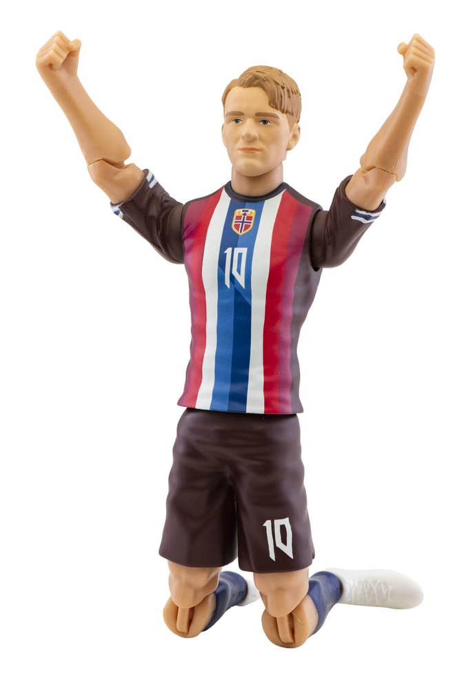 Magic Store Fotballfigur Ødegaard i landslags-drakt Høyde 20 cm