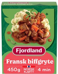 Fjordland Fransk biffgryte Med storfekjøtt, baconbiter, rødvinssaus og potetstappe