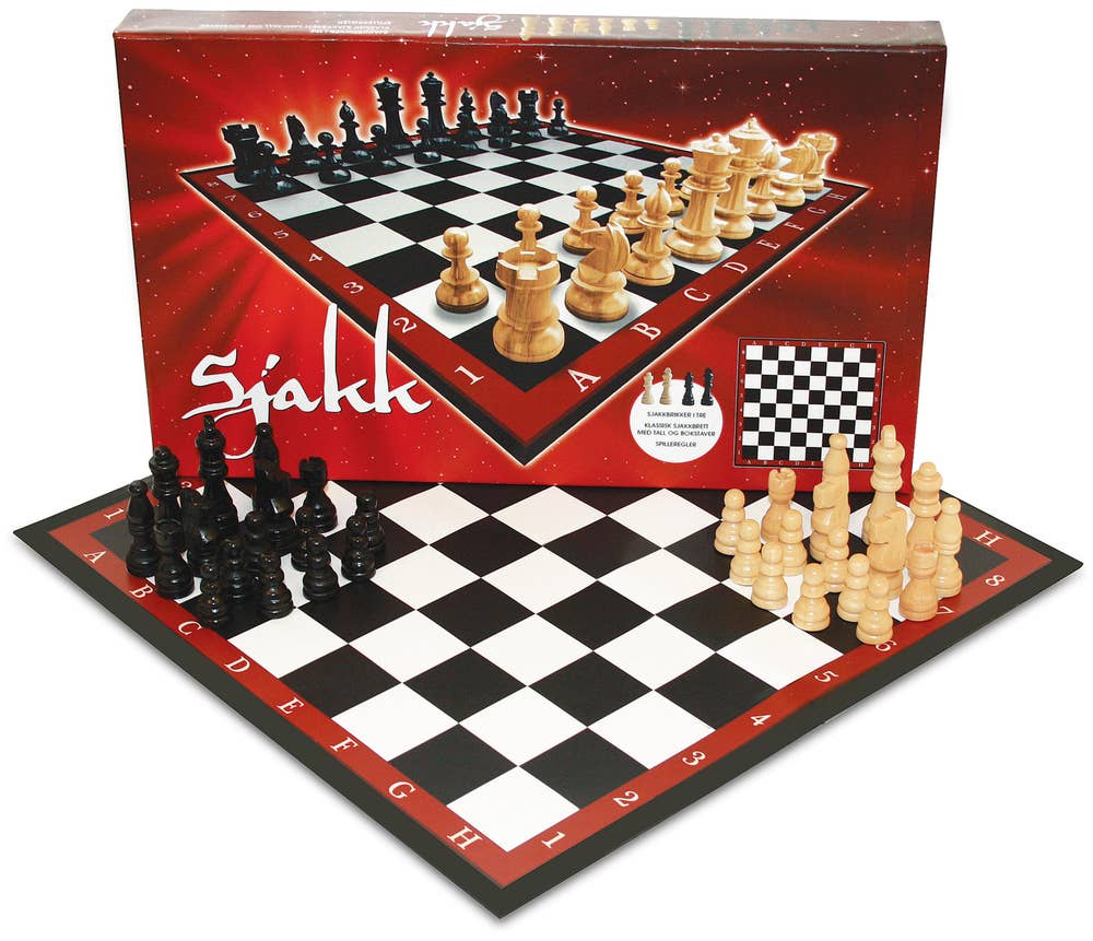 Per Arntzen Trading Sjakk med brikker i tre