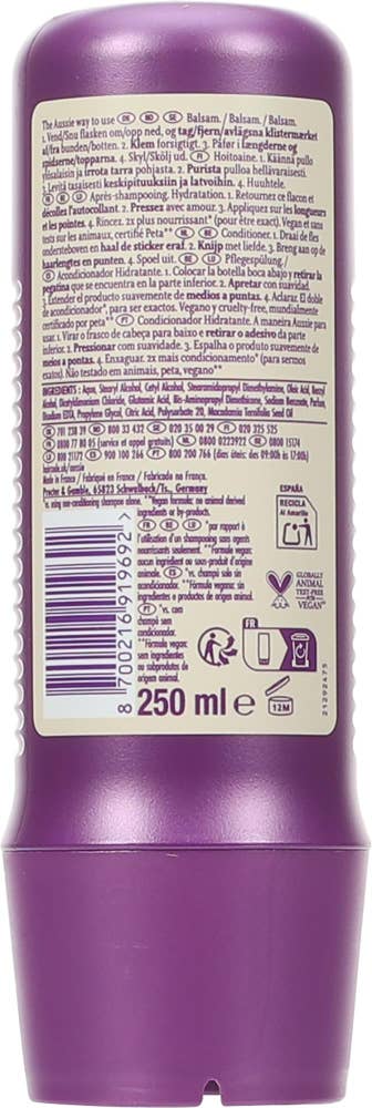 Aussie Miracle Moist deep conditioner