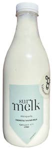 Valmsnes Gård Surmelk Upasteurisert