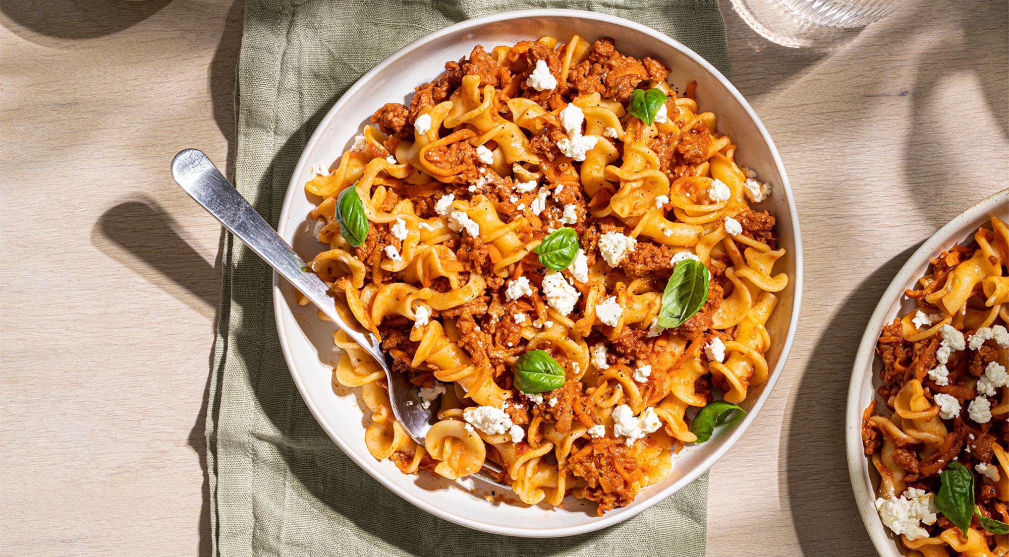 Rask pasta med vegetarragu