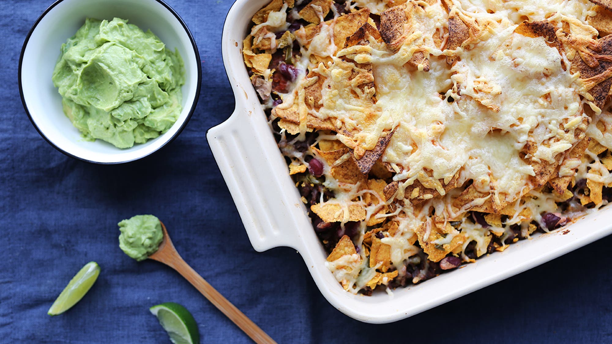 Tacoform med luftig guacamole