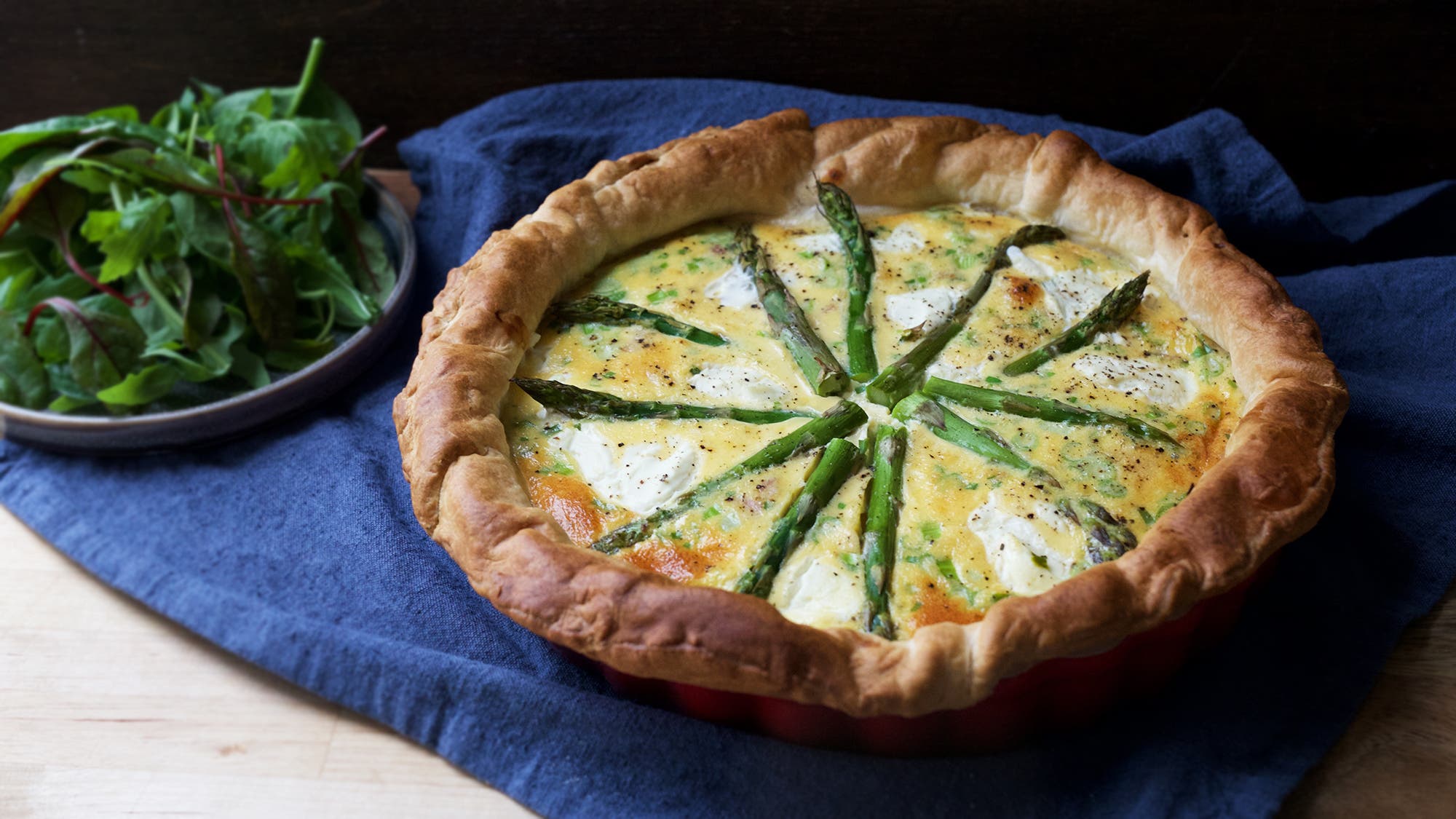 Enkel quiche med asparges