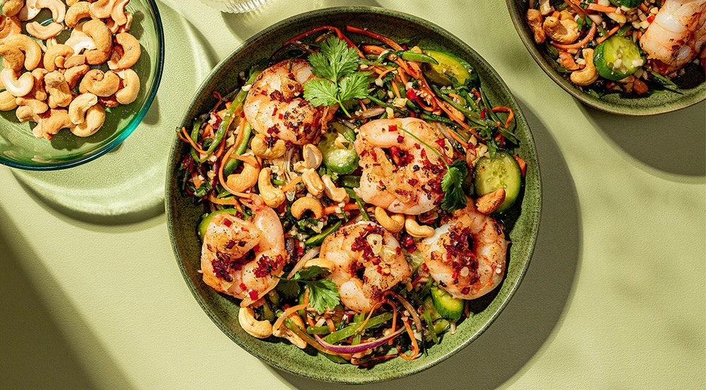 Asiatisk salat med scampi