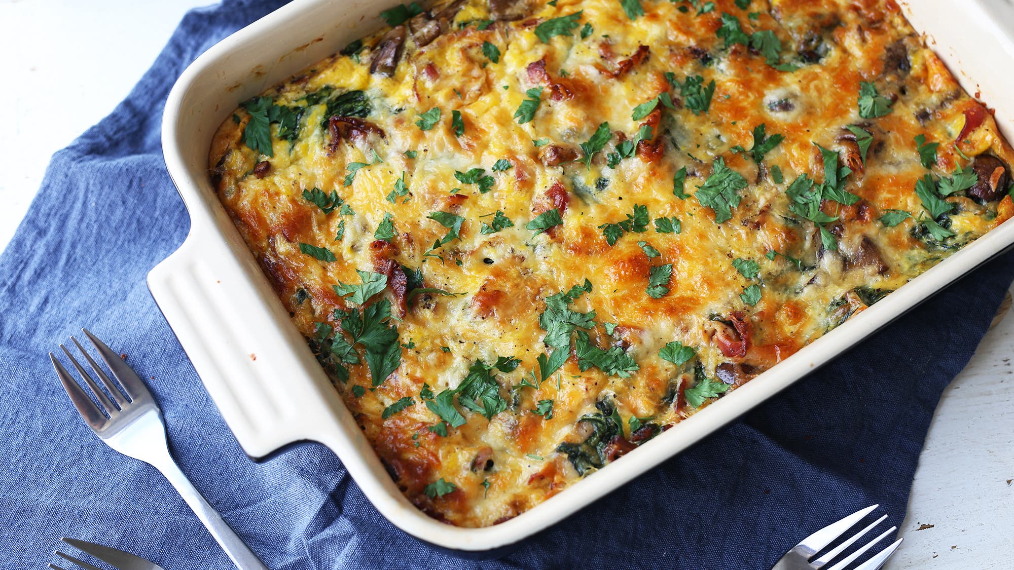 Eggform med sopp og bacon