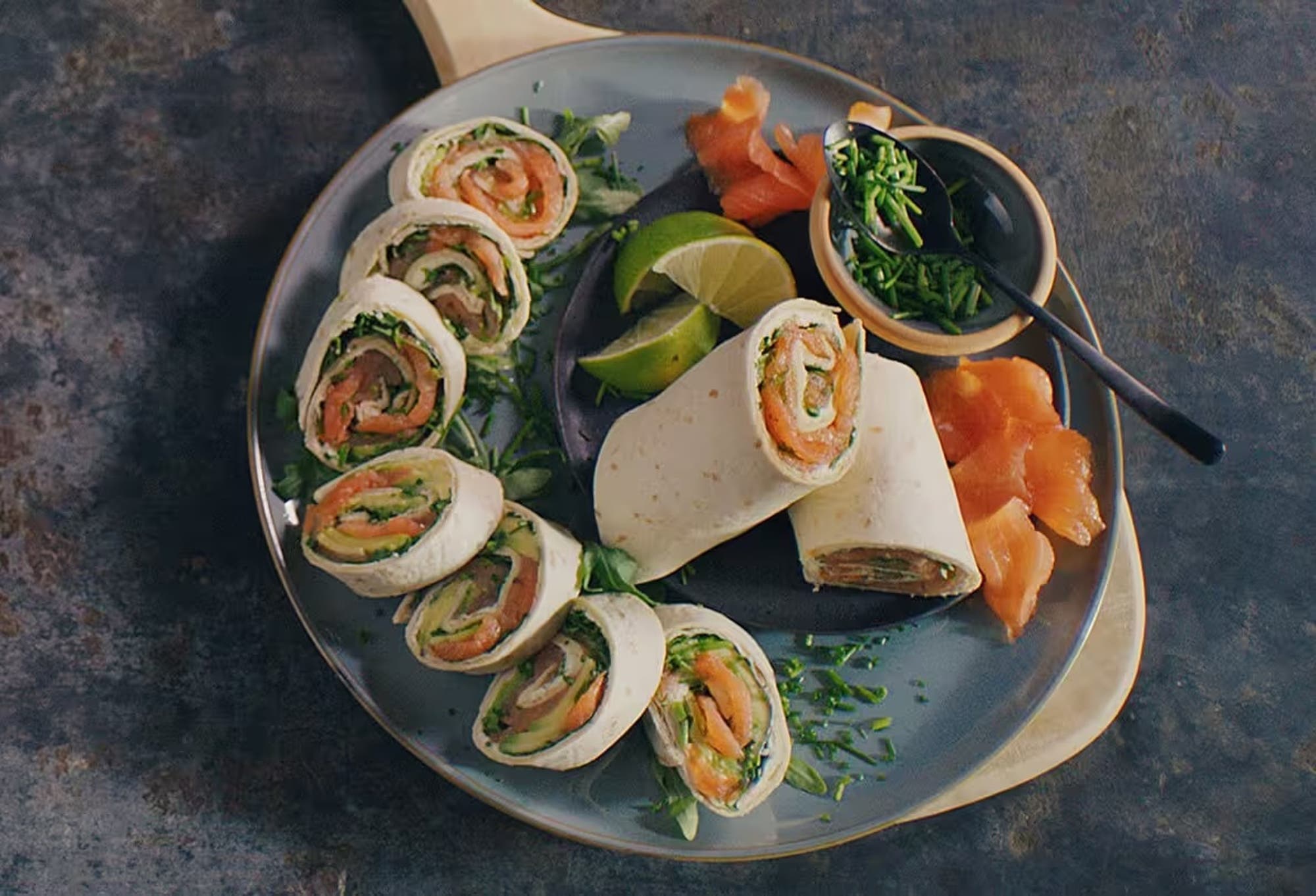 Tortillabiter med røkt laks