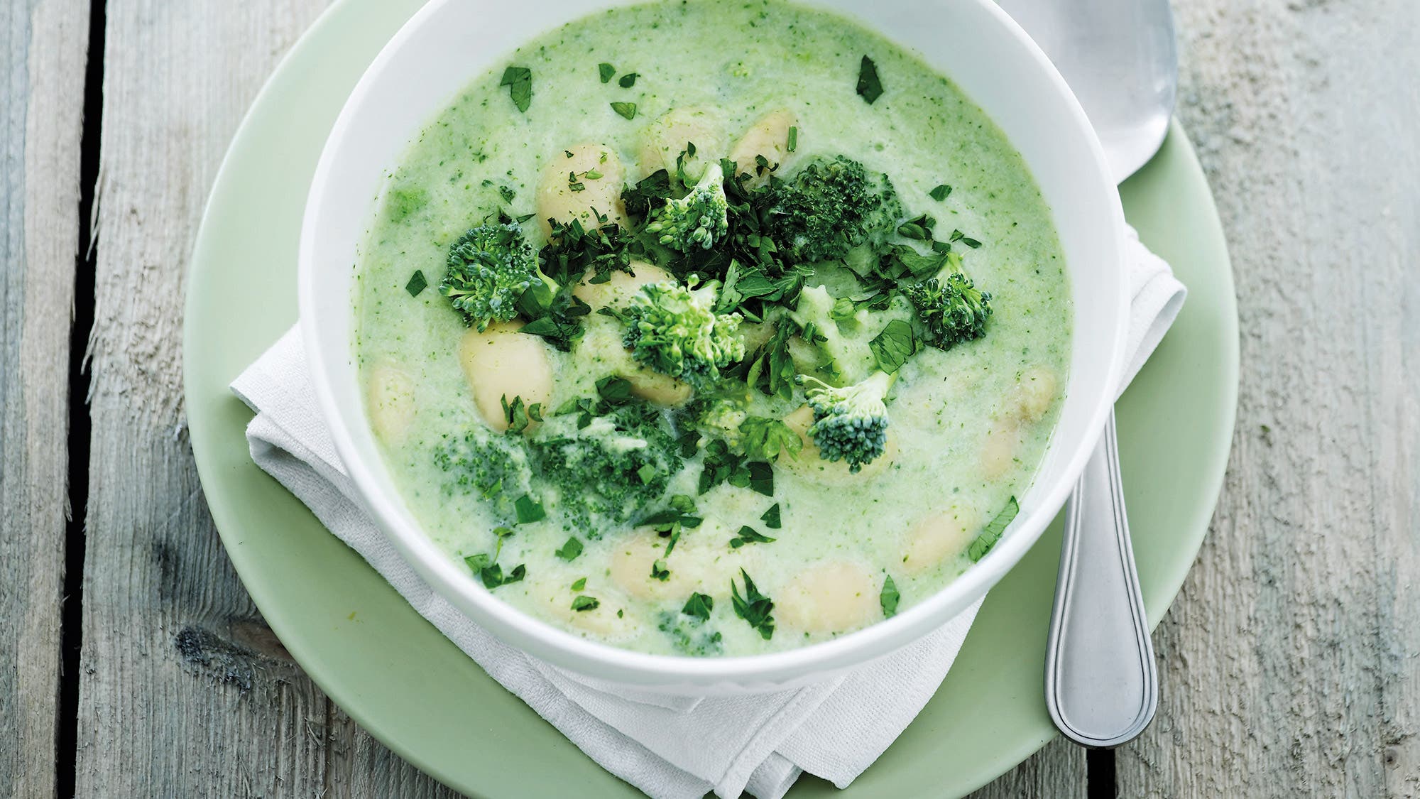 Fyldig brokkolisuppe