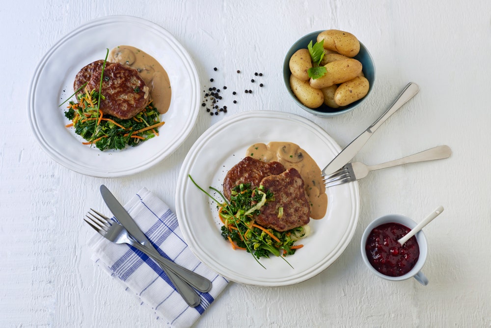 Karbonader med soppsaus og wokgrønnsaker