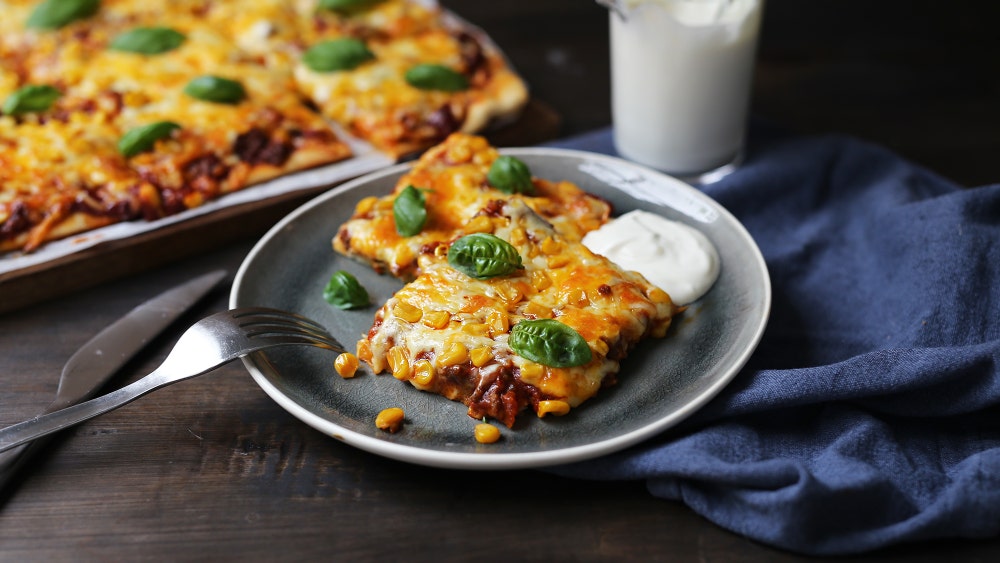 Langpannepizza med kjøttdeig