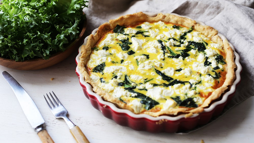 Quiche med spinat, sopp og feta