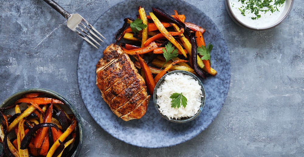 Honningglaserte gulrøtter med kylling