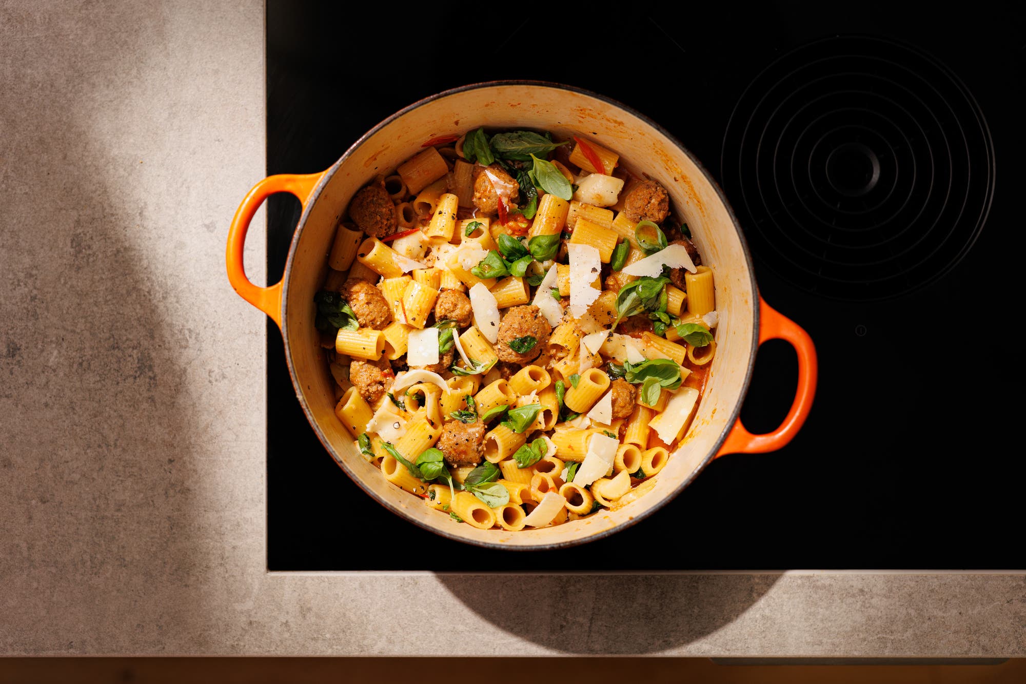 Alt-i-ett  pastagryte med salsiccia