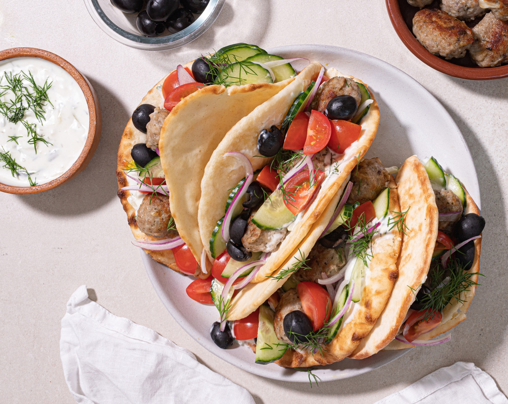 Gresk gyros med lammeboller i tacobrød