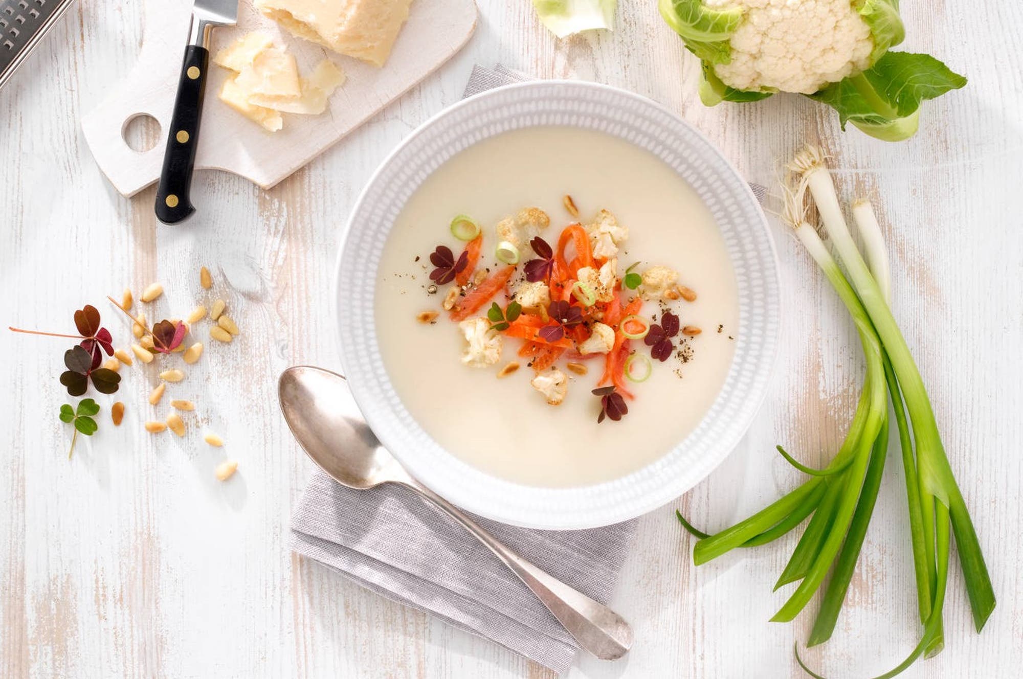 Blomkålsuppe med røkelaks