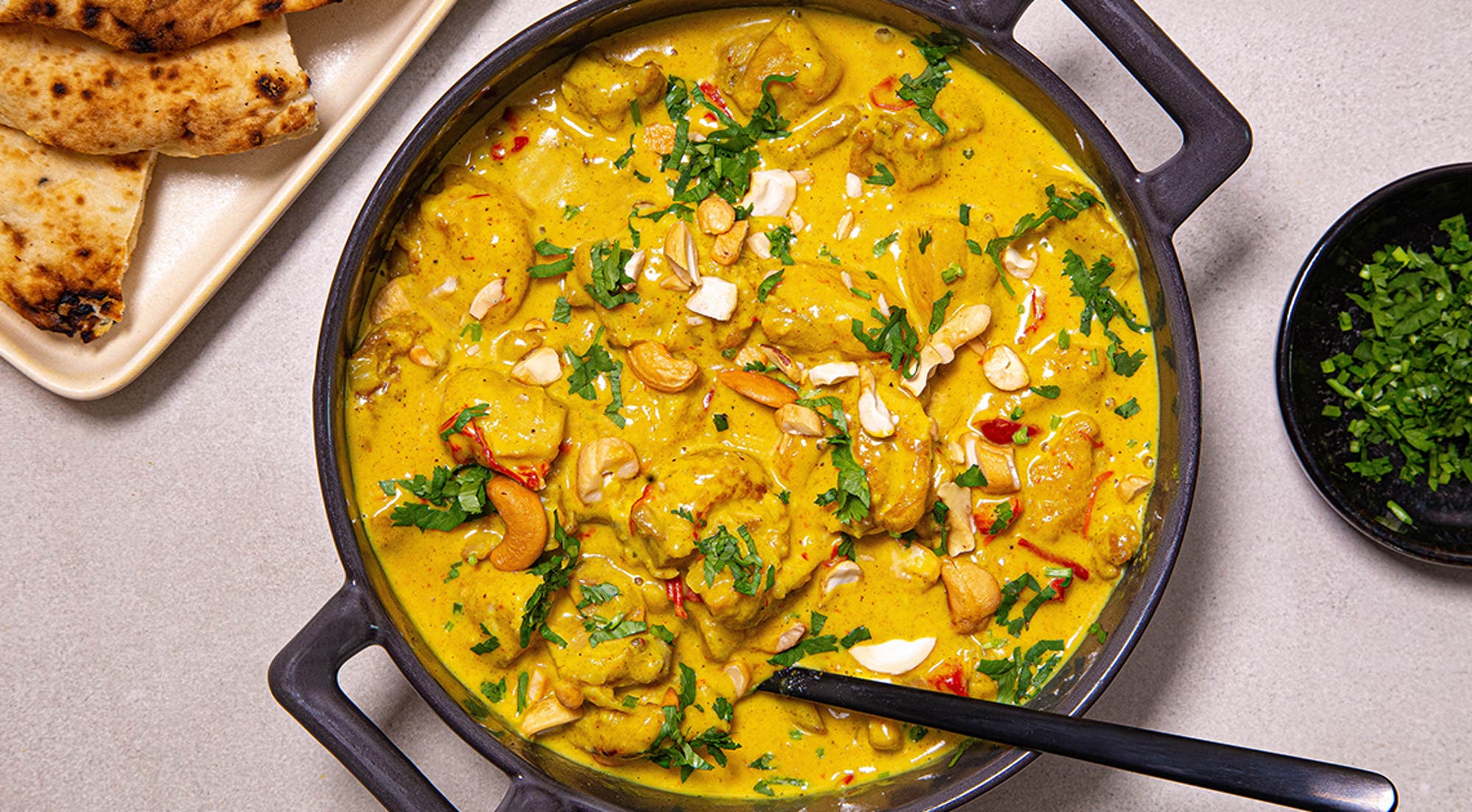 Kylling korma med nanbrød