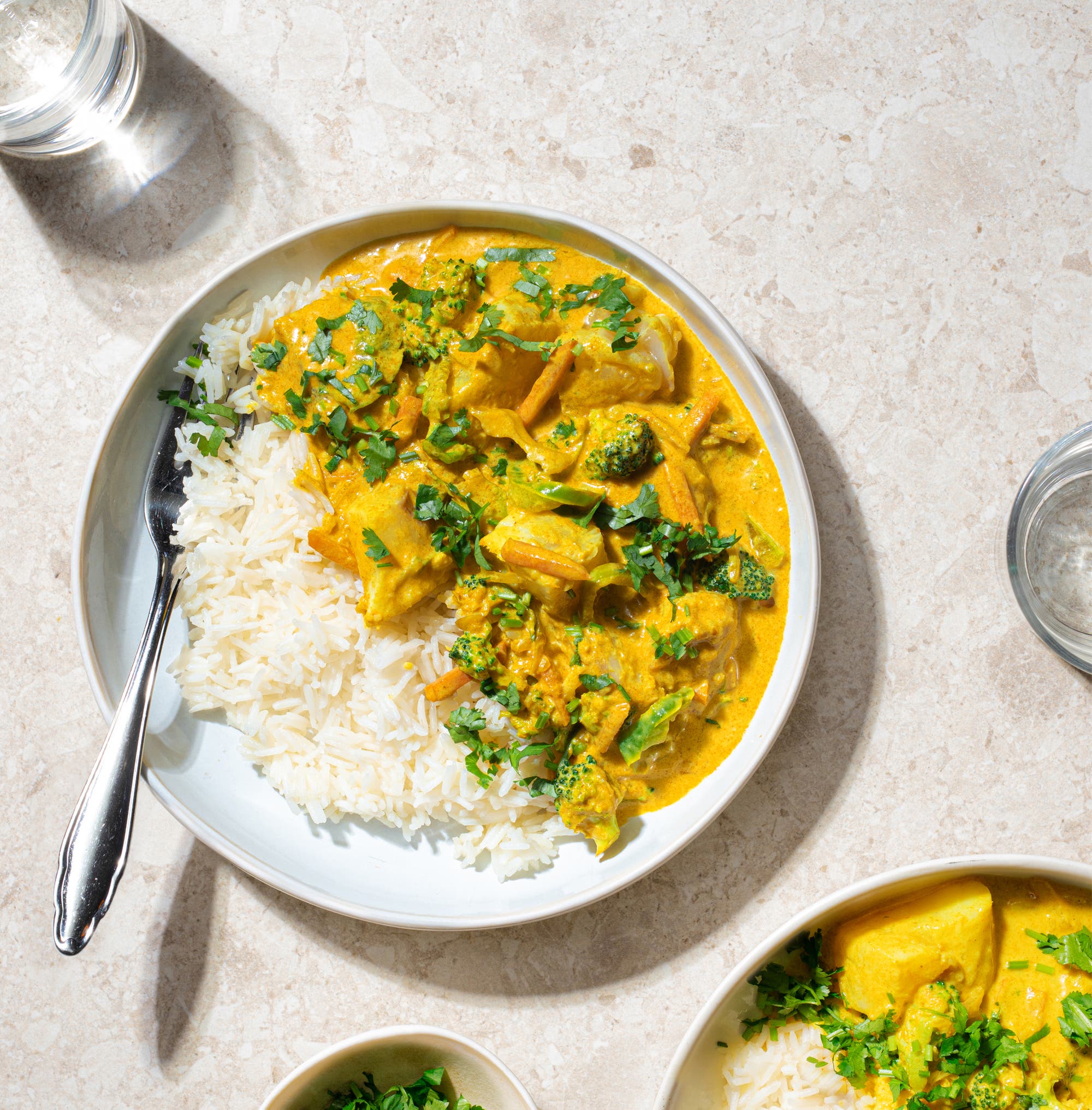 Rask kremet torsk med curry og kokos