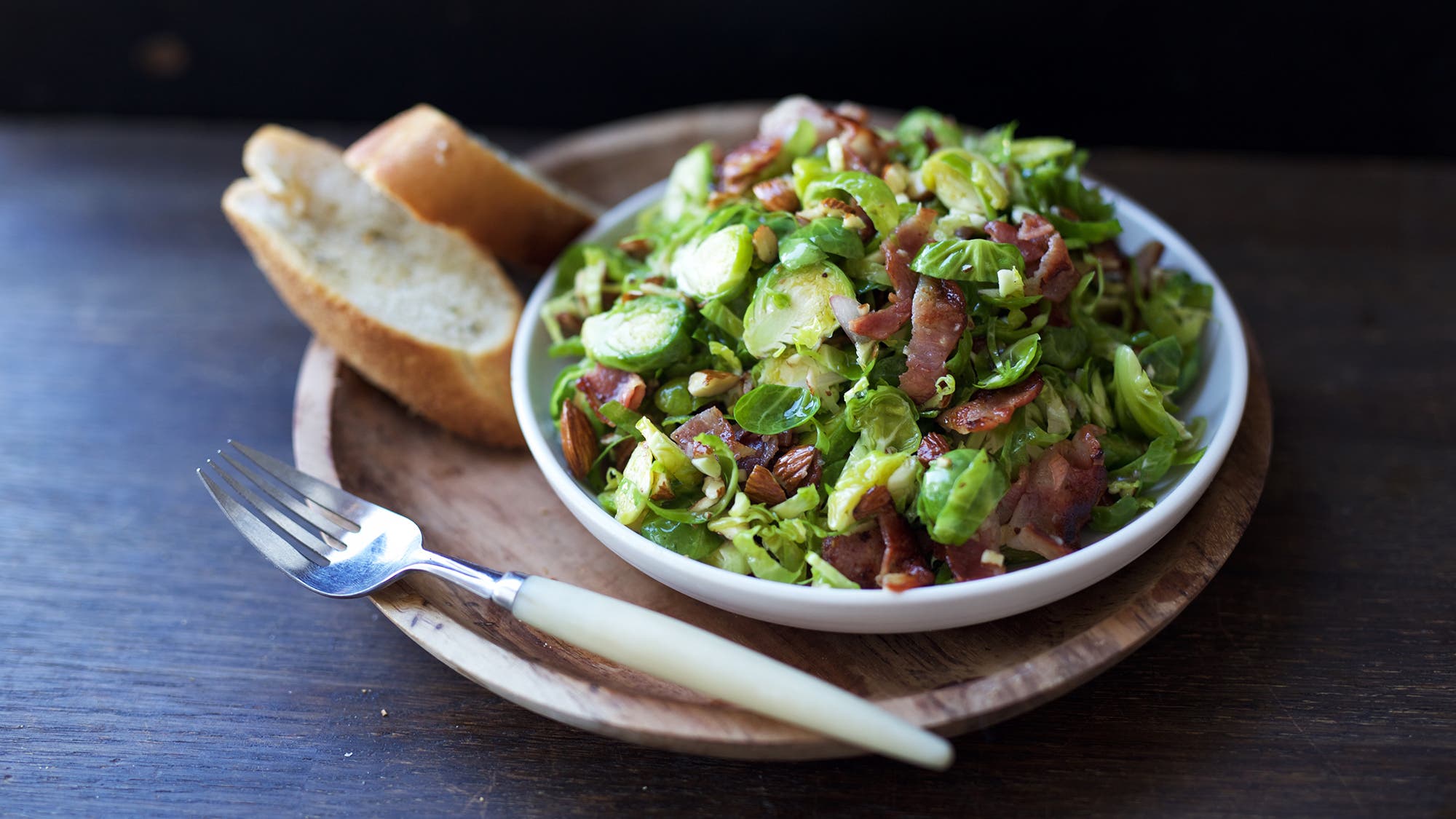 Rosenkålsalat med bacon