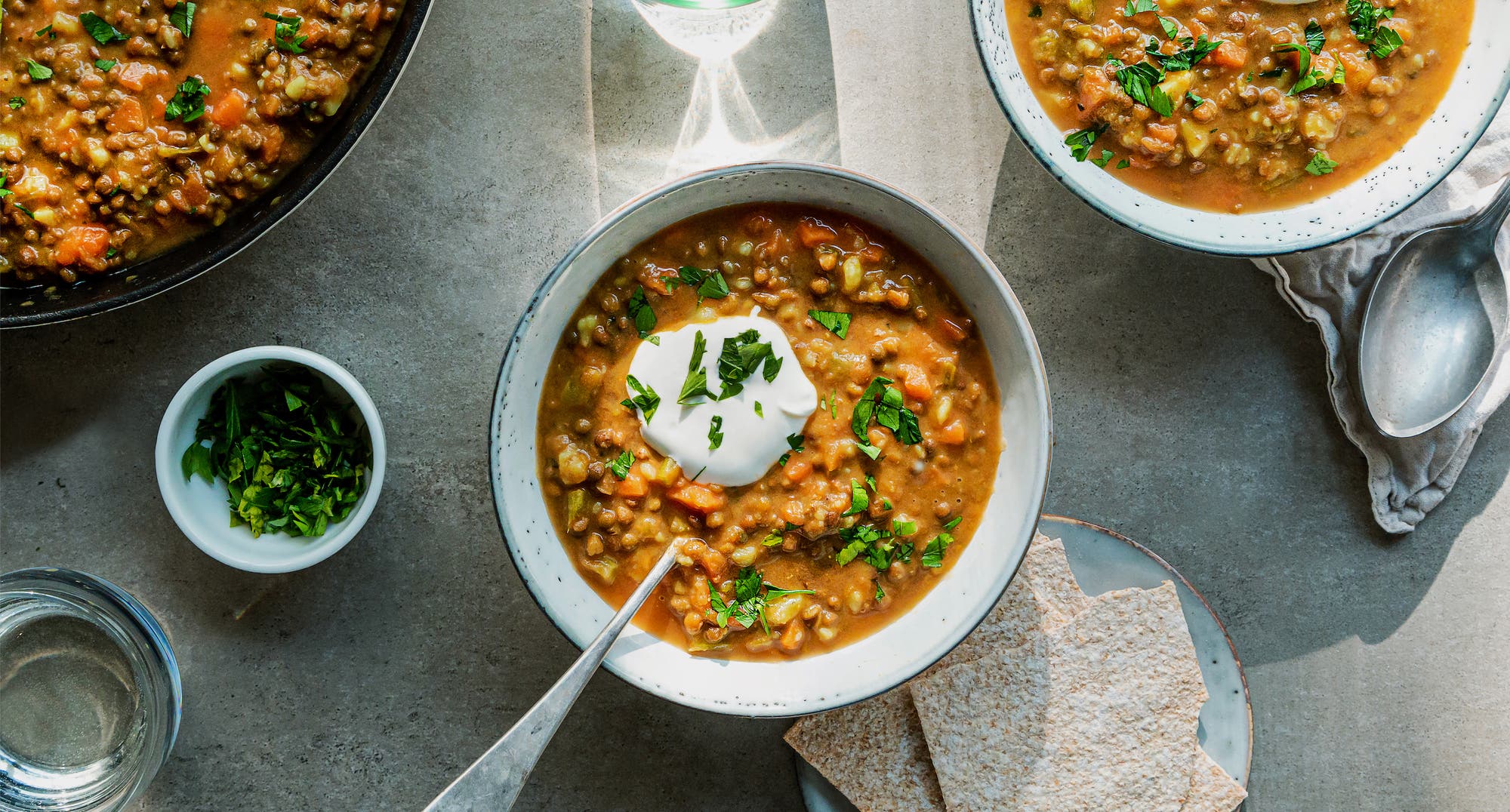 Linsesuppe med mye grønt - for barnehager
