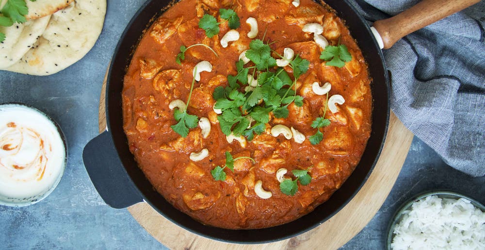 Butter chicken med nanbrød