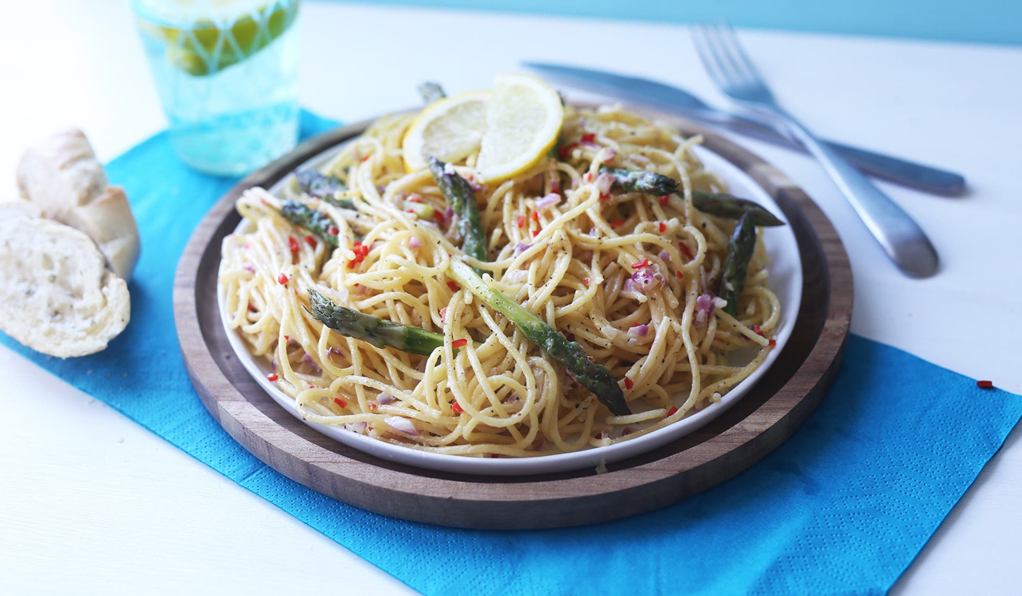 Kremet pasta med asparges