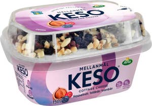 KESO® Cottage Chesse Mellanmål Hasselnöt, Blåbär & Tranbär 6,5%
