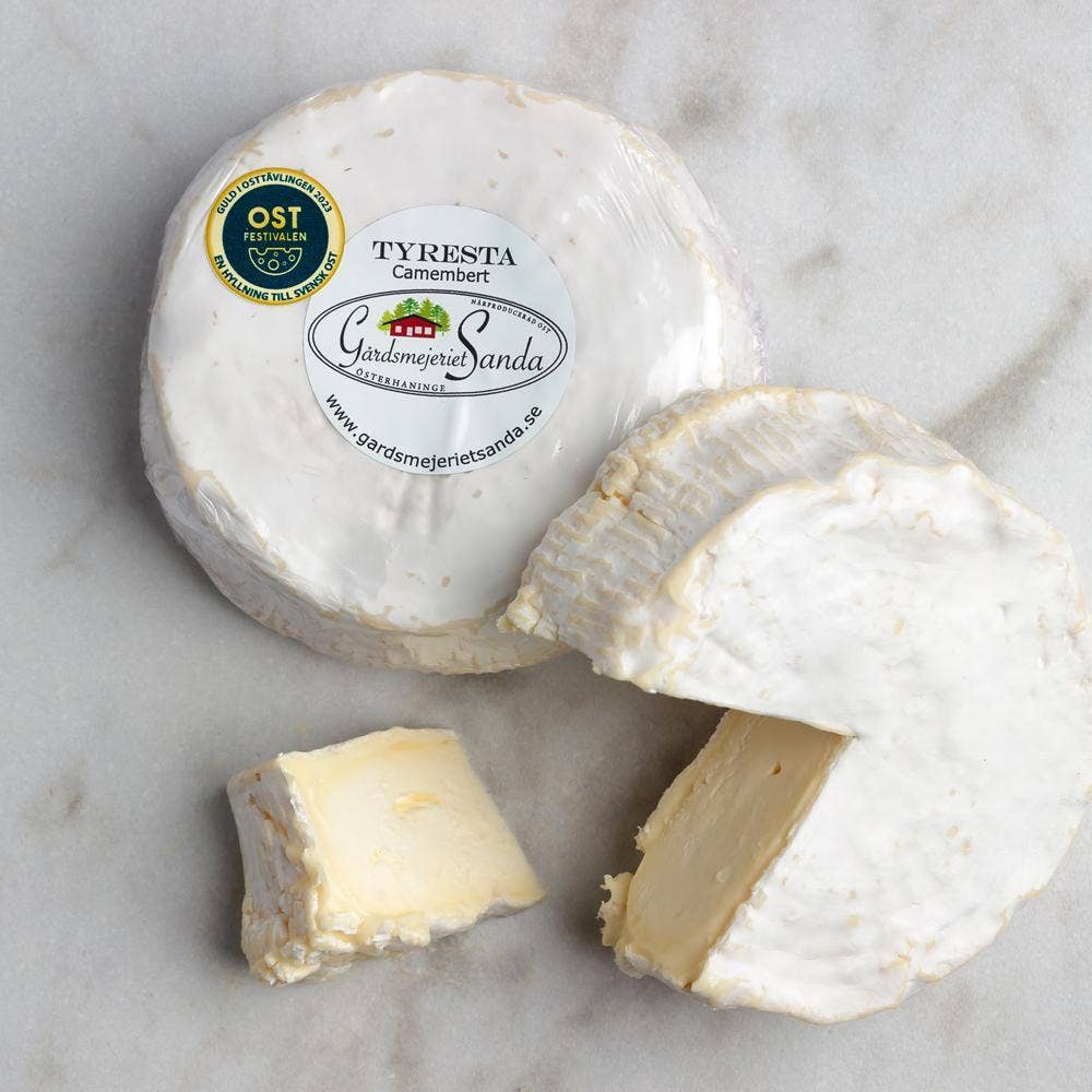 Gårdsmejeriet Sanda Tyresta Camembert Vitmögelost