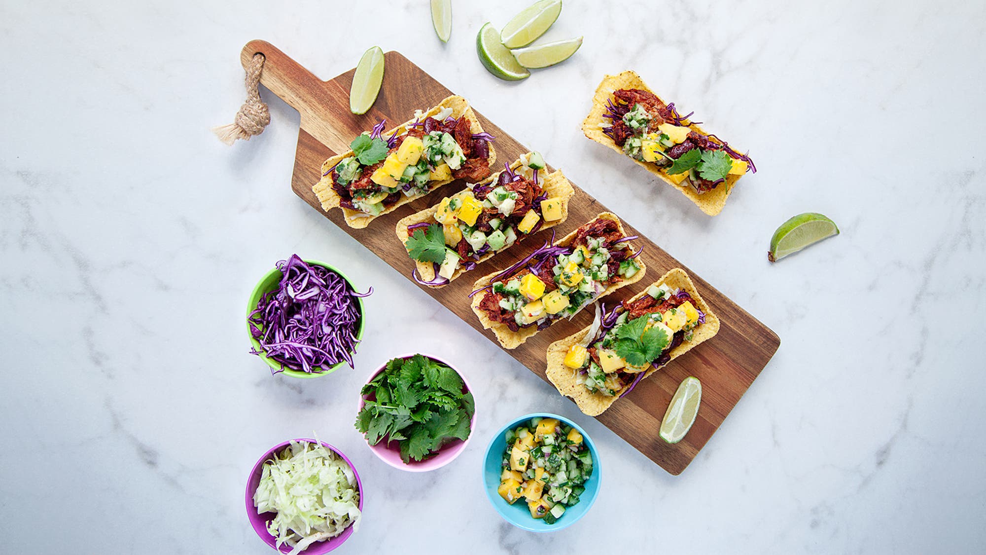 Pulled Oumph taco med mango- och chilisalsa