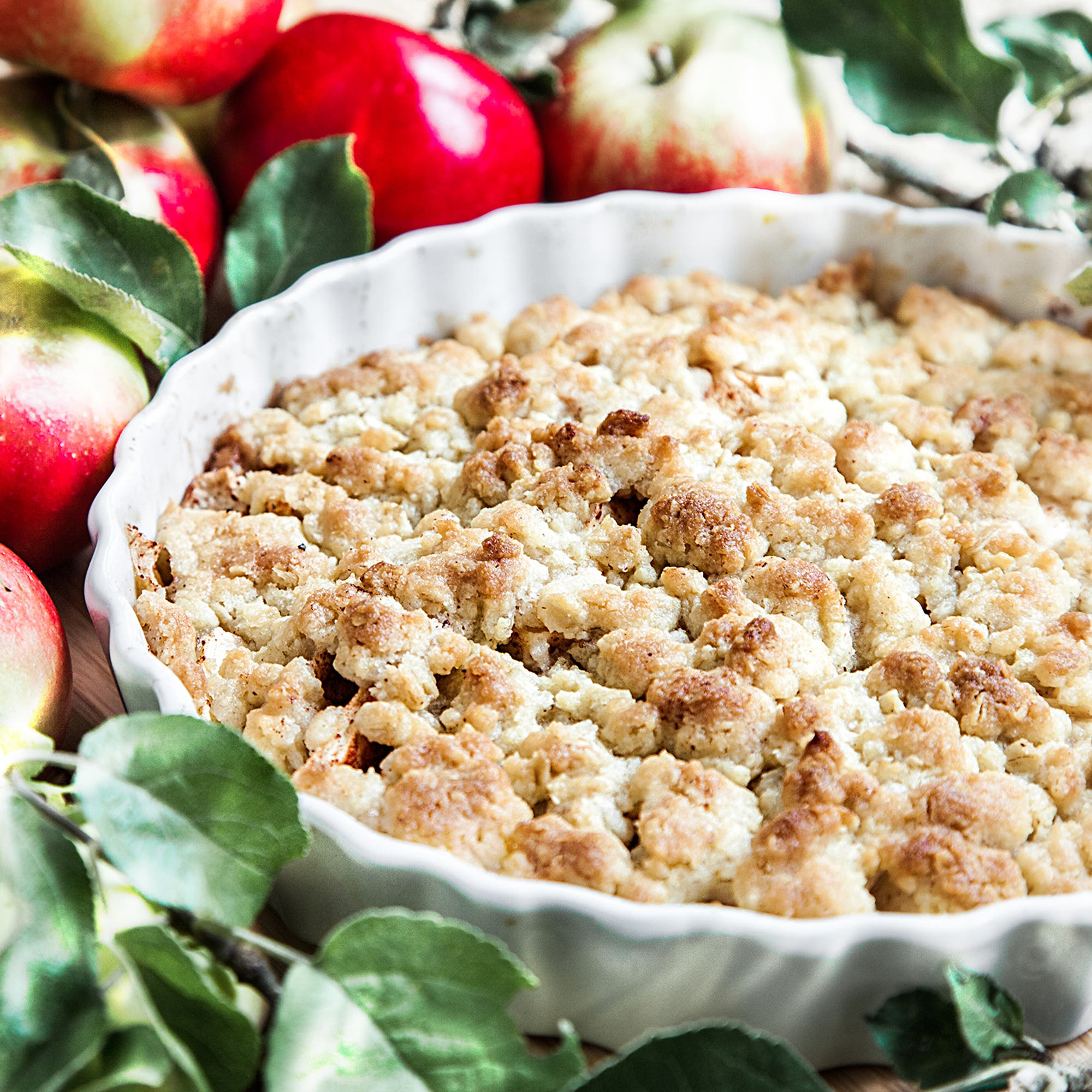 Klassisk smulpaj med äpple