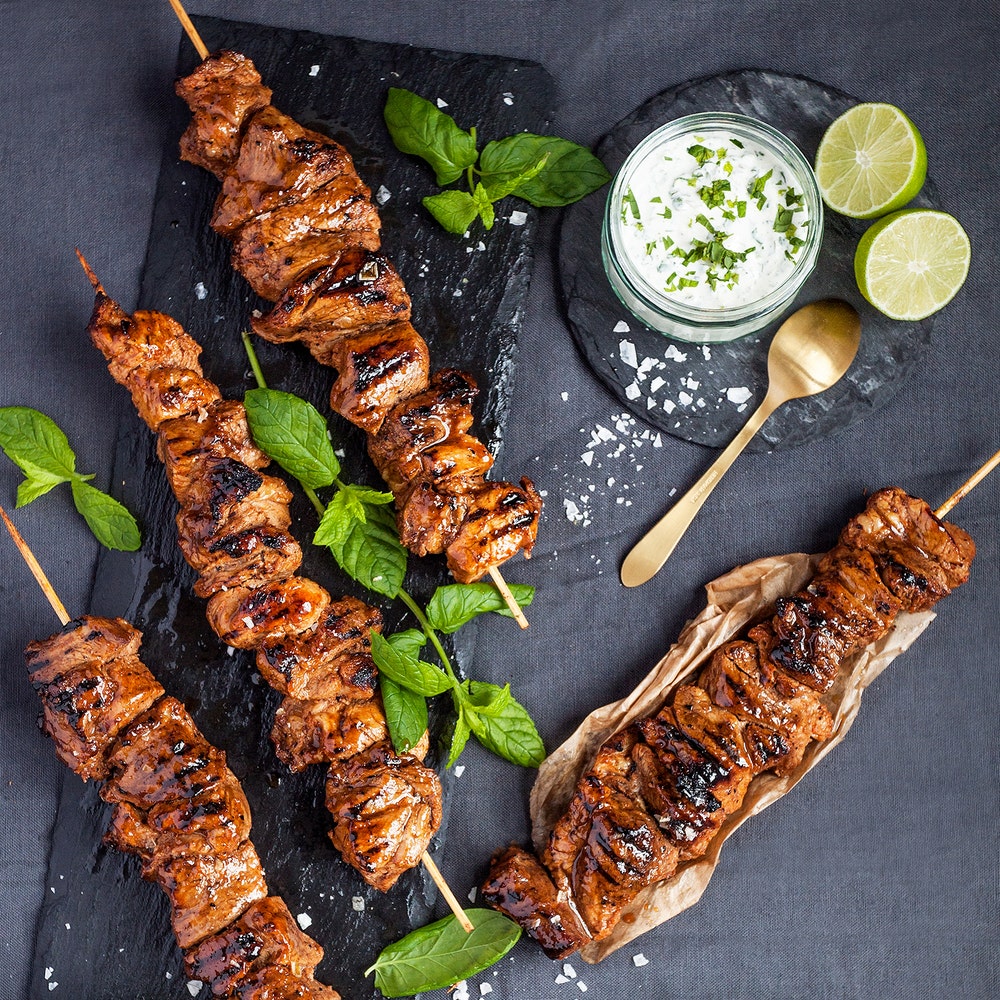 Asiatiska fläskkarréspett med myntasås