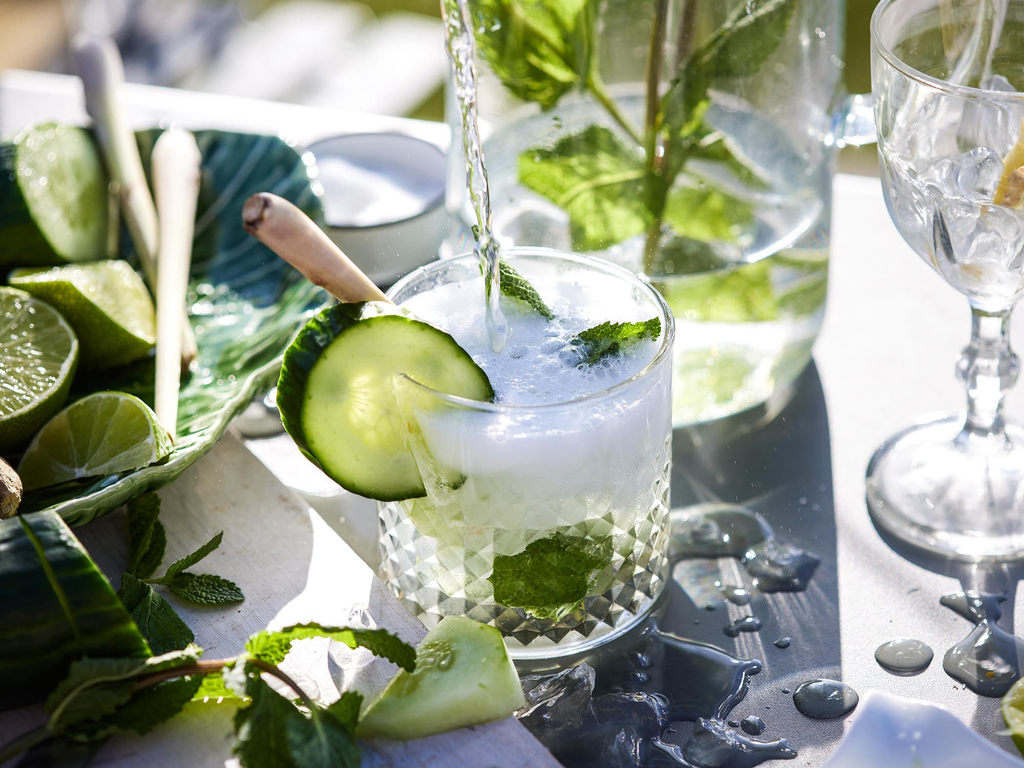 Alkoholfri mojito med ingefära och gurka