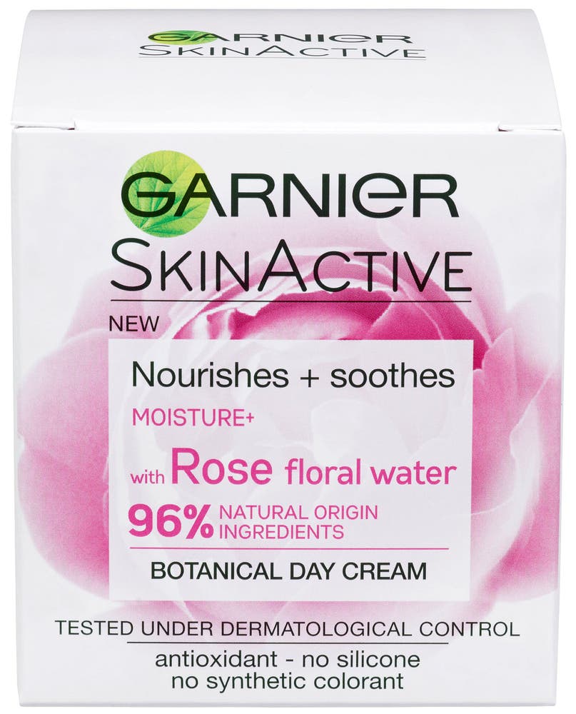Garnier Moisture+ Botanical Rose Floral Water Day Cream