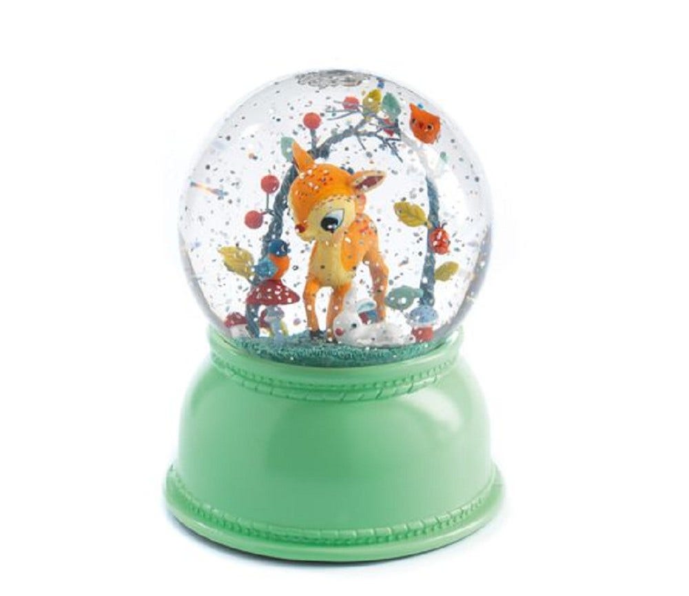 Sprell Nattlampe i snøkule med rådyr