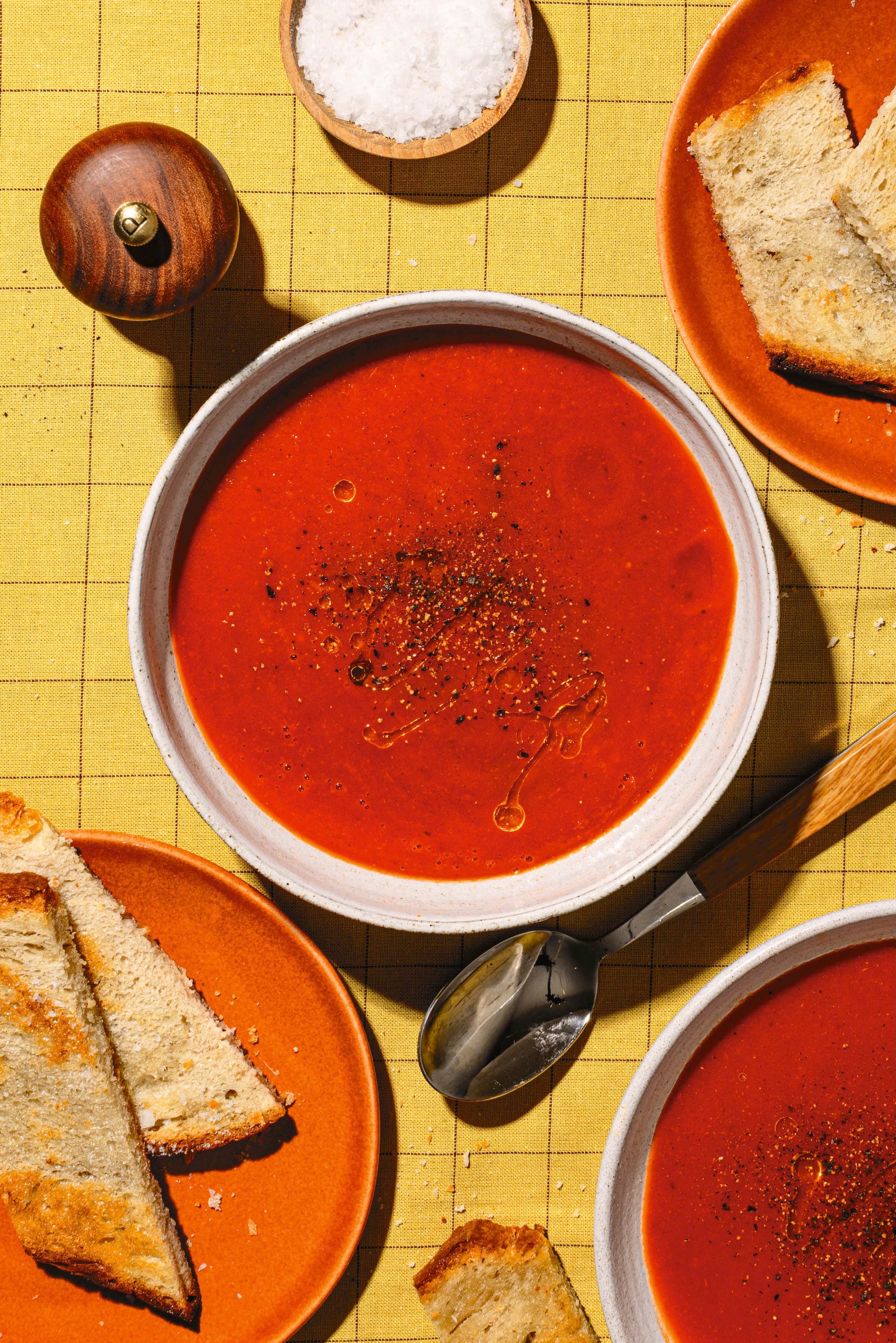 Tomatsuppe med hvitløk