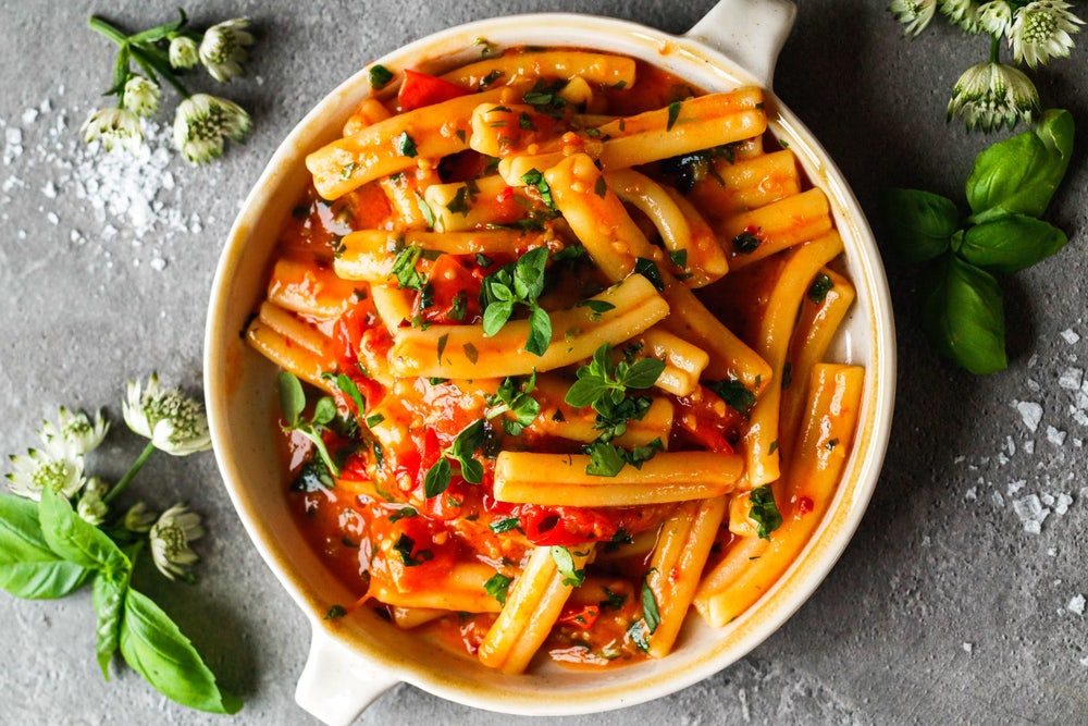 Pasta med tomat og urter