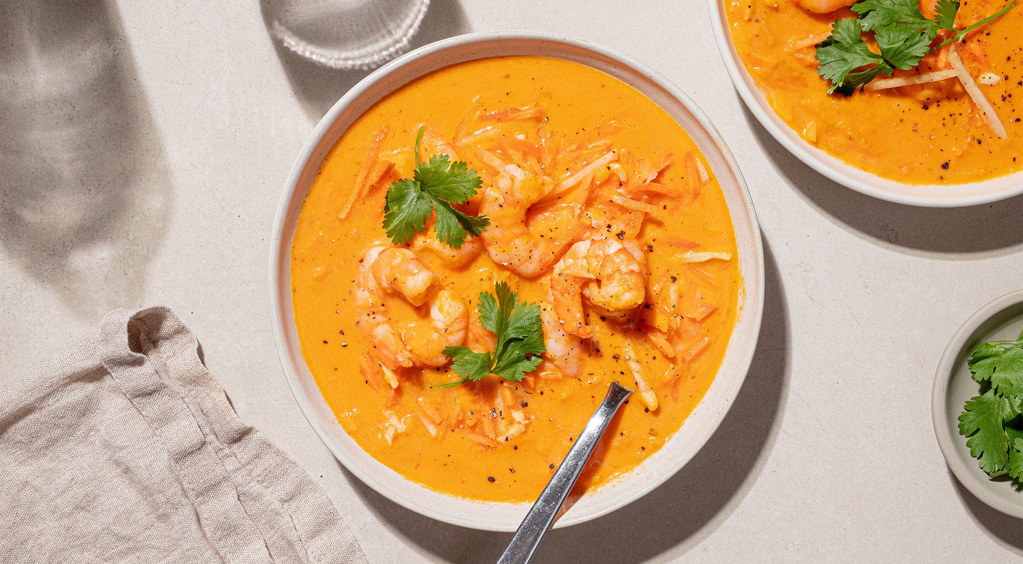 Rask thaisuppe med scampi