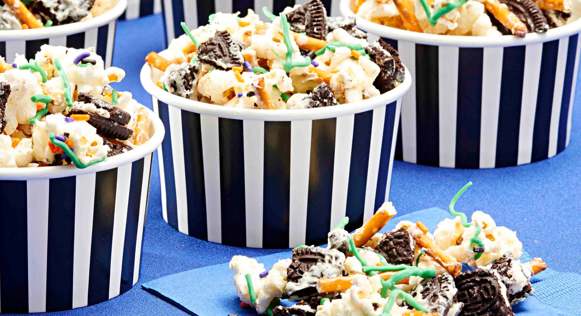 Halloween-popcorn med strøssel