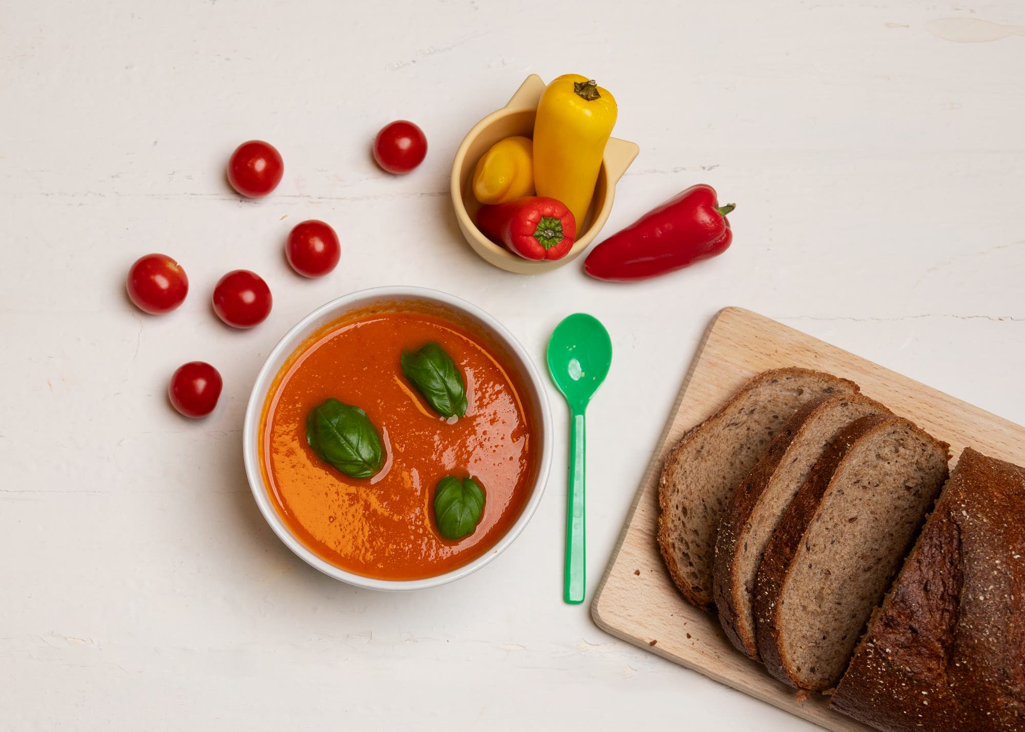 Tomatsuppe med røde linser