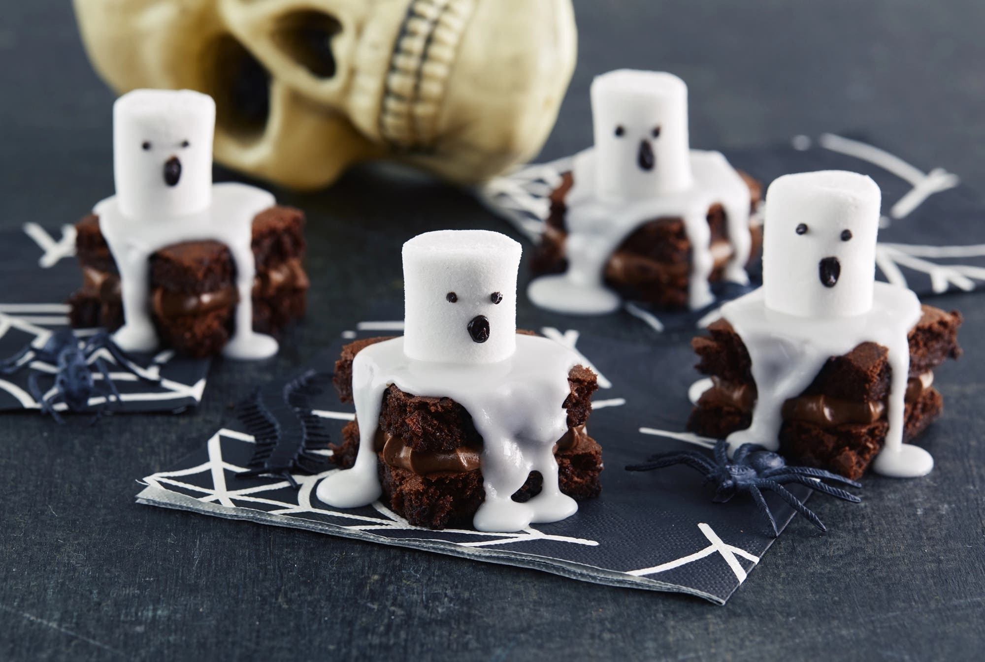 Browniesspøkelser til Halloween