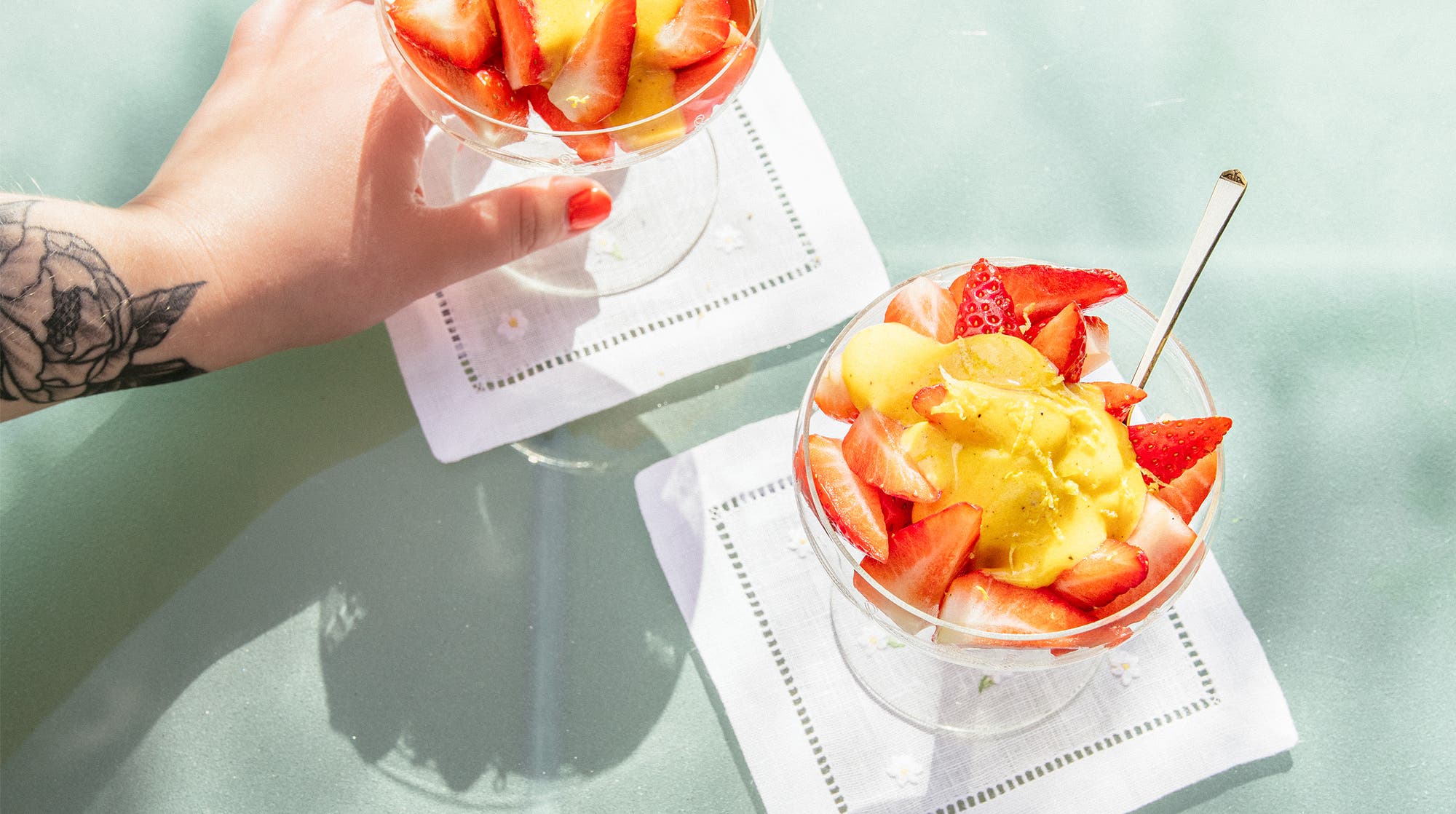 Jordbær med sitronsabayonne